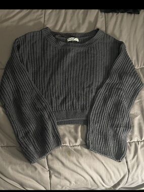 Mauve Ribbed Cropped Crewneck Sweater